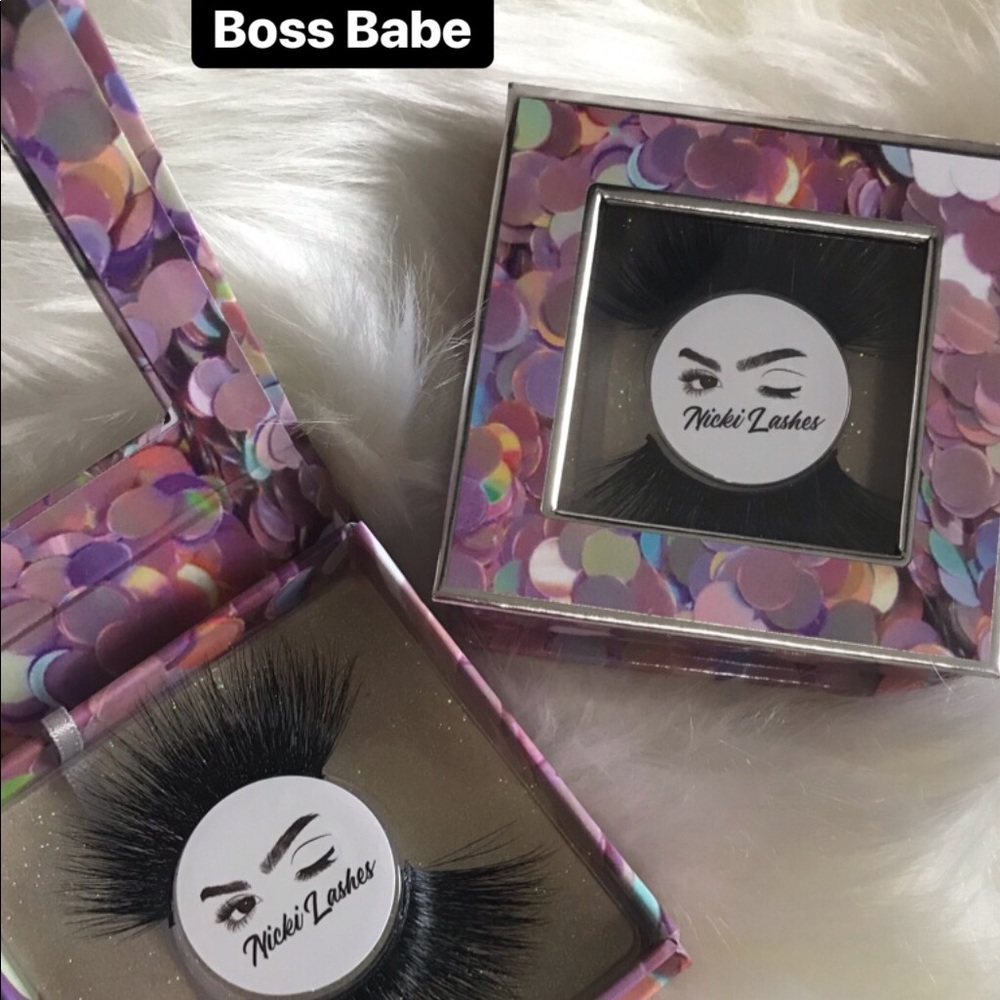 Mink Lashes - Picture 1 of 1